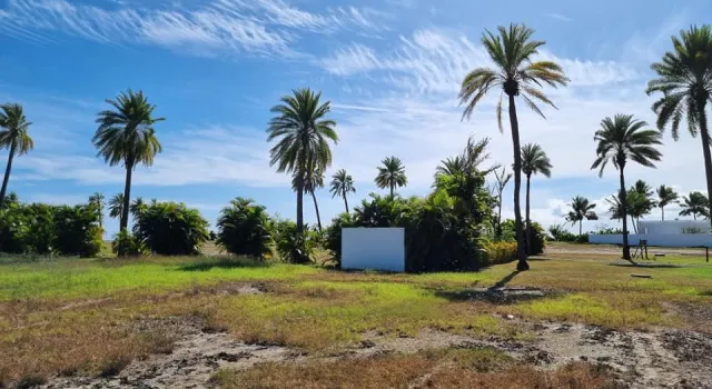  BEACHFRONT FREEHOLD  LOT FOR YOUR FIJI DREAM HOME